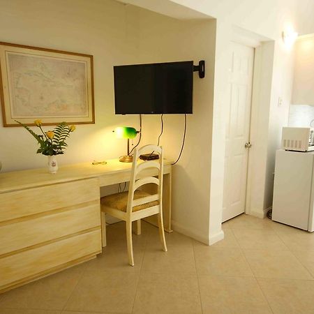 Cattleya Luxury Suites كينغستون المظهر الخارجي الصورة
