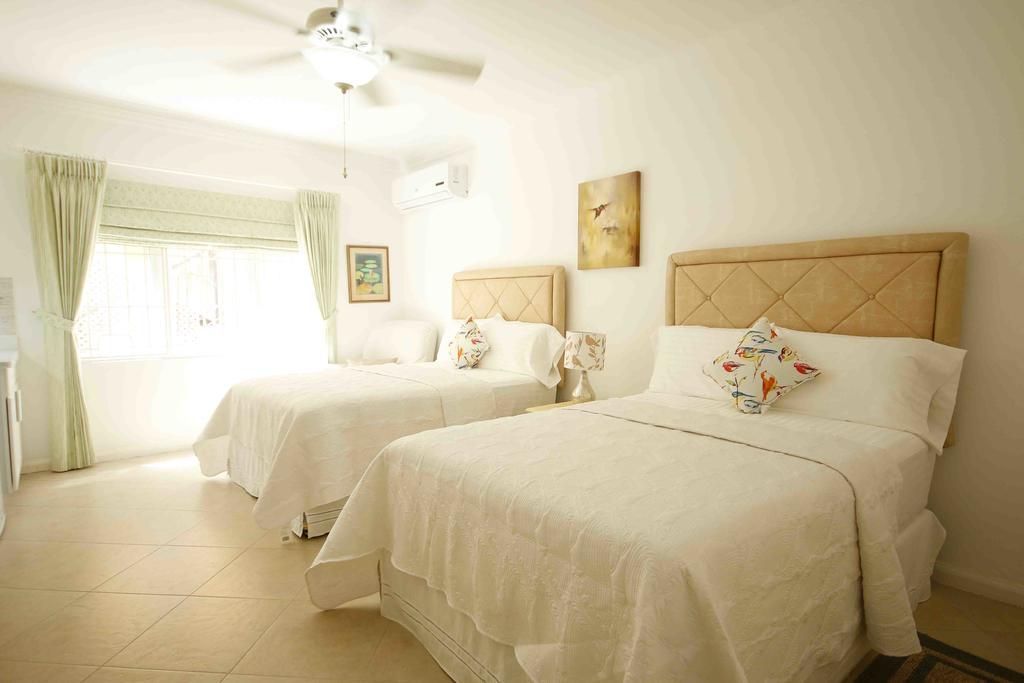 Cattleya Luxury Suites كينغستون المظهر الخارجي الصورة